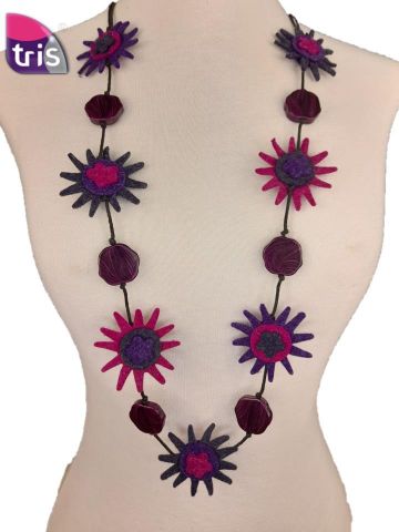 COLLAR FIELTRO FLORES SOLES LILA