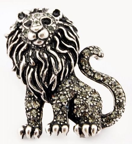 BROCHE LEON PLATEADO