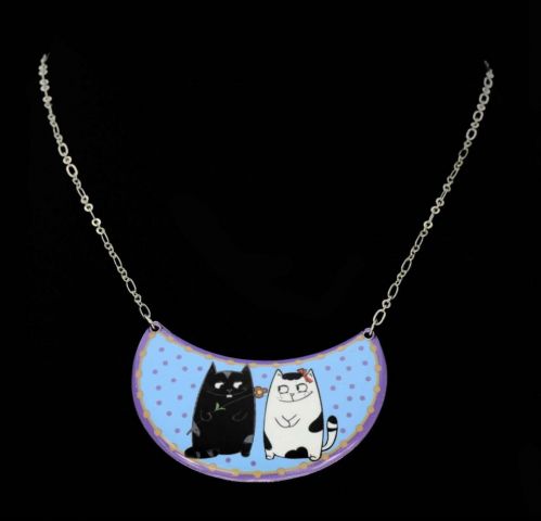 COLLAR ESMALTE GATOS B/N