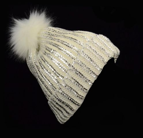 GORRO PLATA POMPON