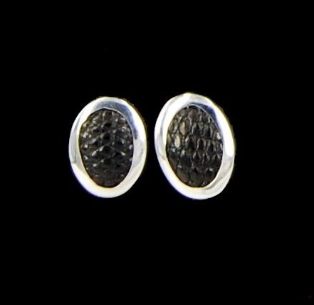 PENDIENTES AG OVAL SERP. POST. GRIS 2,65G