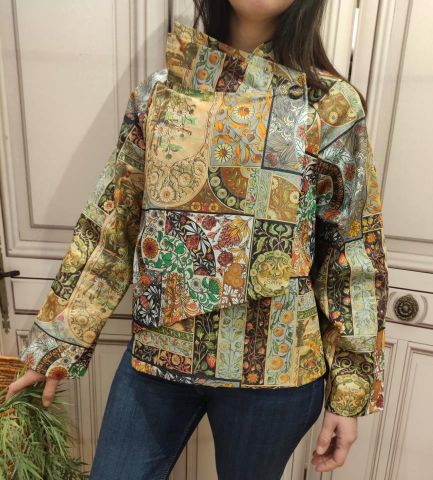 CHAQUETA JAPONESA CORTA FLORAL MULTI